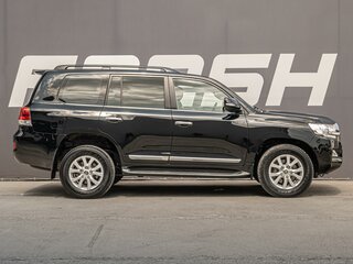 2018 Toyota Land Cruiser 200 Series Рестайлинг 2, чёрный, 7739000 рублей, вид 5