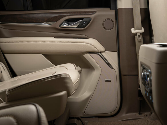 2023 GMC Yukon V, чёрный, 8350000 рублей - вид 24