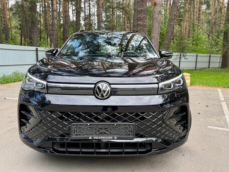 2026 Volkswagen Tiguan L Pro III (China Market), чёрный, 4795000 рублей, вид 2