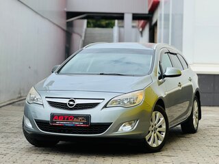 2012 Opel Astra J, зелёный, 679999 рублей, вид 1