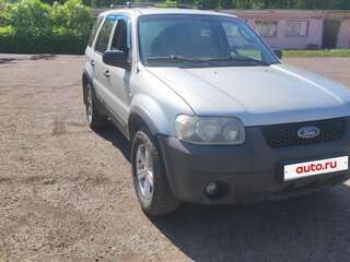 2006 Ford Maverick III, серебристый, 630000 рублей, вид 3