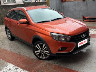 2018 Lada (ВАЗ) Vesta SW Cross I, оранжевый, 910000 рублей, вид 1