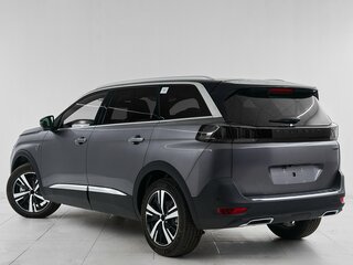 2024 Peugeot 5008 II Рестайлинг, серый, 4699000 рублей, вид 4
