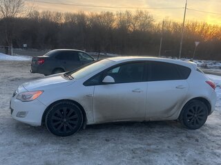 2012 Opel Astra J, белый, 700000 рублей, вид 5