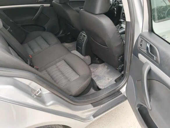 2013 Skoda Octavia II (A5) Рестайлинг, серебристый, 800000 рублей - вид 15