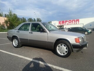 1990 Mercedes-Benz 190 (W201), белый, 800000 рублей, вид 4