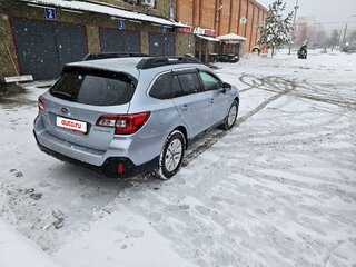 2018 Subaru Outback V, серый, 2400000 рублей, вид 4