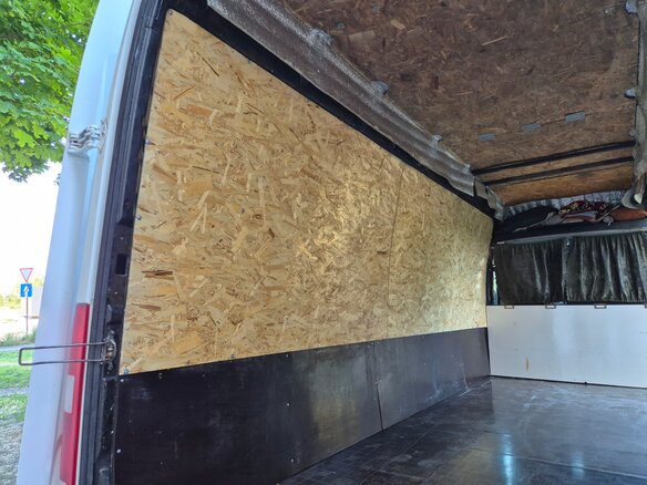 2007 Iveco Daily, белый, 1650000 рублей - вид 10