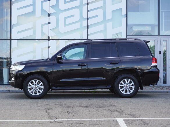 2015 Toyota Land Cruiser 200 Series Рестайлинг 2, чёрный, 5033000 рублей - вид 5