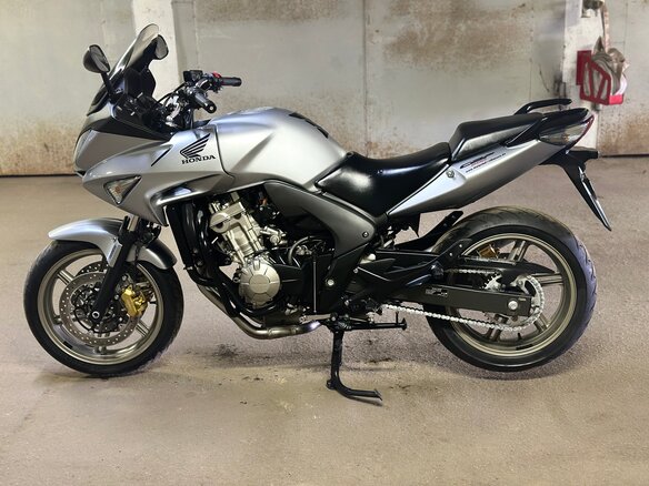 2009 Honda CBF 600, серый, 550000 рублей - вид 10