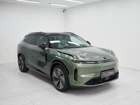 2023 Lynk & Co 08 39.6 kWh I, зелёный, 4700000 рублей, вид 3