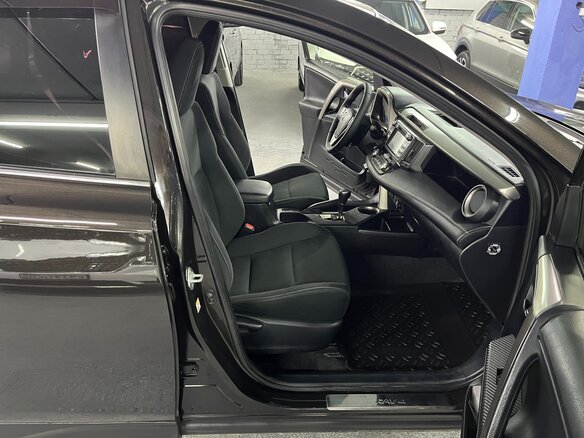2015 Toyota RAV4 IV (XA40), коричневый, 1935000 рублей - вид 19