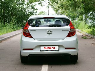 2014 Hyundai Solaris I Рестайлинг, белый, 1250000 рублей, вид 5