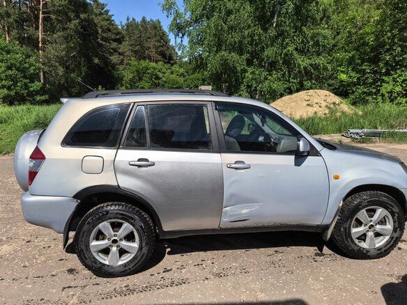 2010 Chery Tiggo (T11) I, серебристый, 400000 рублей - вид 2
