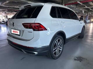 2021 Volkswagen Tiguan II Рестайлинг, белый, 3920000 рублей, вид 5