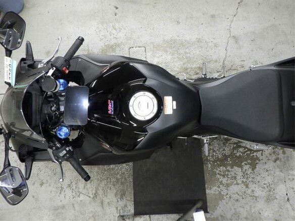 2024 Honda CBR 600RR, чёрный, 1250000 рублей - вид 9
