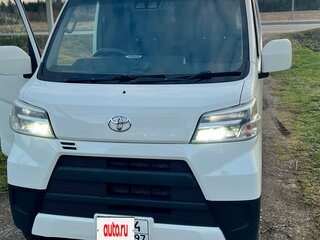2019 Toyota Pixis Van I Рестайлинг, белый, 870000 рублей, вид 3