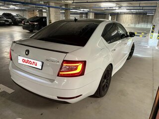 2018 Skoda Octavia III (A7) Рестайлинг, белый, 1950000 рублей, вид 5
