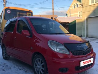 2003 Toyota FunCargo, красный, 427000 рублей, вид 2
