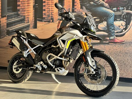 2024 Triumph Tiger 900, чёрный, 1850000 рублей, вид 4