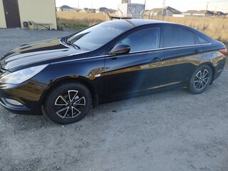 2010 Hyundai Sonata VI (YF), чёрный, 880990 рублей, вид 4
