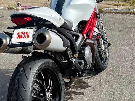 2012 Ducati Monster 796, белый, 520000 рублей, вид 4