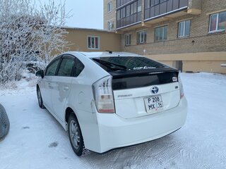 2011 Toyota Prius III (XW30), белый, 1000000 рублей, вид 4