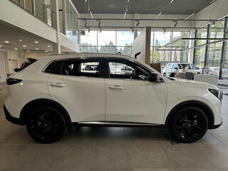 2026 Changan UNI-S I Рестайлинг, белый, 2979900 рублей, вид 4