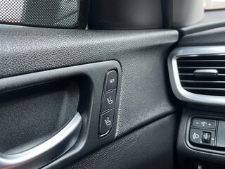 2019 Kia Optima IV Рестайлинг, синий, 1550000 рублей, вид 4