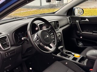 2020 Kia Sportage IV Рестайлинг, синий, 2390000 рублей, вид 4