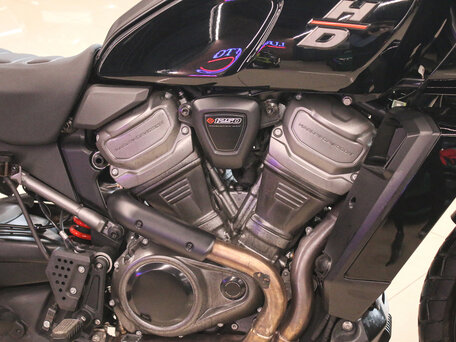 2021 Harley-Davidson Pan America, чёрный, 1300000 рублей, вид 5