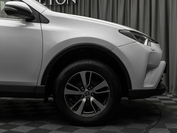 2017 Toyota RAV4 IV (XA40) Рестайлинг, белый - вид 19