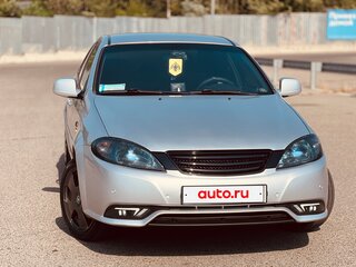 2014 Daewoo Gentra II, серебристый, 690000 рублей, вид 3
