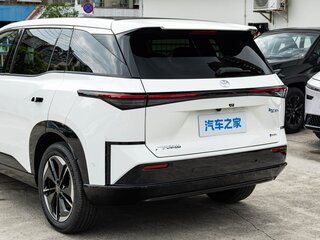 2026 Toyota bZ3X 58.3 kWh, белый, 2950000 рублей, вид 4