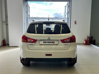 2012 Mitsubishi ASX I, белый, 1020000 рублей, вид 5