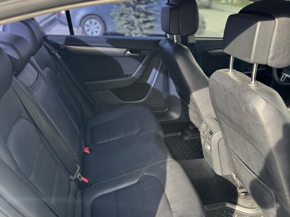 2012 Volkswagen Passat B7, серебристый, 999999 рублей - вид 29