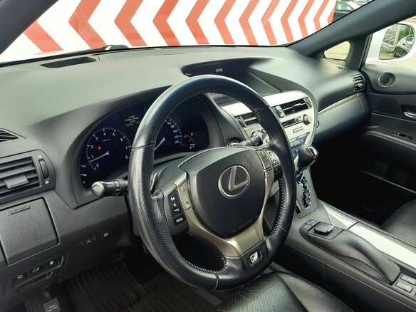 2013 Lexus RX 350 III Рестайлинг, белый, 2190000 рублей - вид 14