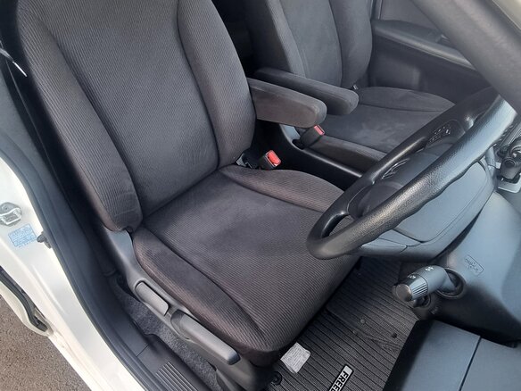 2012 Honda Freed I Рестайлинг, белый, 1245000 рублей - вид 35