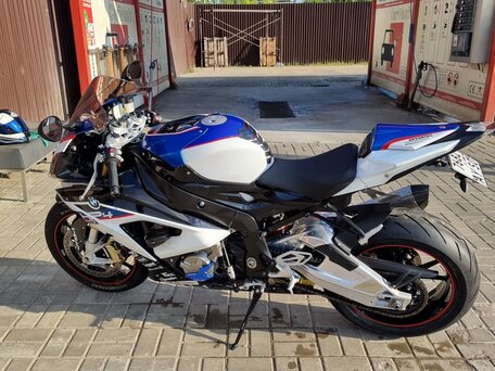 2017 BMW S 1000 RR, белый, 1390000 рублей, вид 2