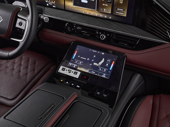 2024 Infiniti QX80 II, чёрный, 15350000 рублей - вид 25