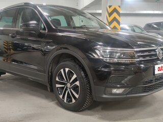 2019 Volkswagen Tiguan II, чёрный, 2550000 рублей, вид 3