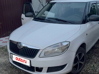2013 Skoda Fabia II Рестайлинг, белый, 600000 рублей, вид 4