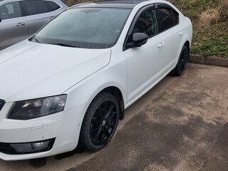 2016 Skoda Octavia III (A7), белый, 1550000 рублей, вид 2