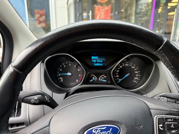 2018 Ford Focus III Рестайлинг, серый, 1190000 рублей - вид 2