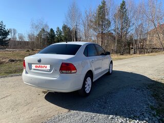 2015 Volkswagen Polo V Рестайлинг, белый, 1500000 рублей, вид 4