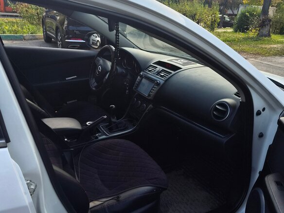 2008 Mazda 6 II (GH), белый, 650000 рублей - вид 5