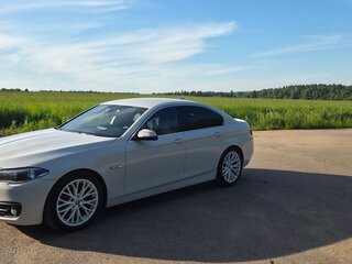 2014 BMW 5 серии 530d xDrive VI (F10/F11/F07) Рестайлинг, белый, 2750000 рублей, вид 1