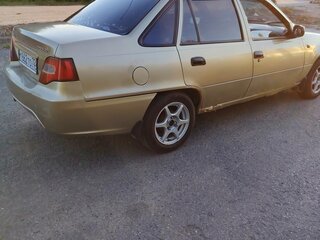 2008 Daewoo Nexia I Рестайлинг, бежевый, 200000 рублей, вид 5