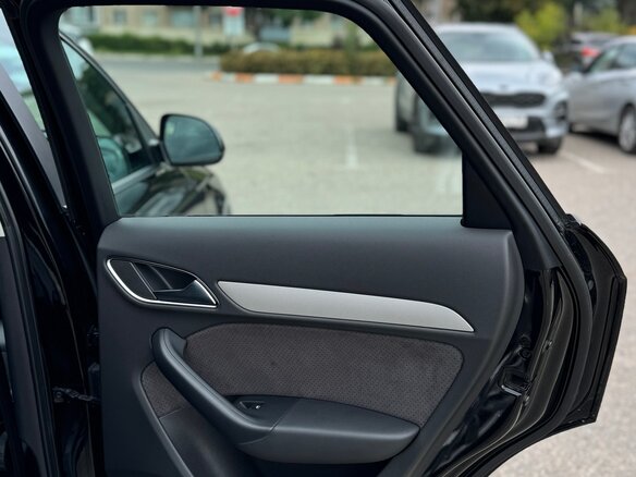 2014 Audi Q3 I (8U), чёрный - вид 20