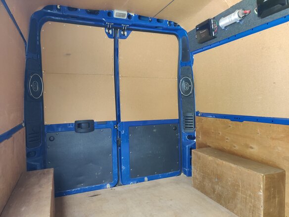 2012 Peugeot Boxer, синий, 1900000 рублей - вид 6
